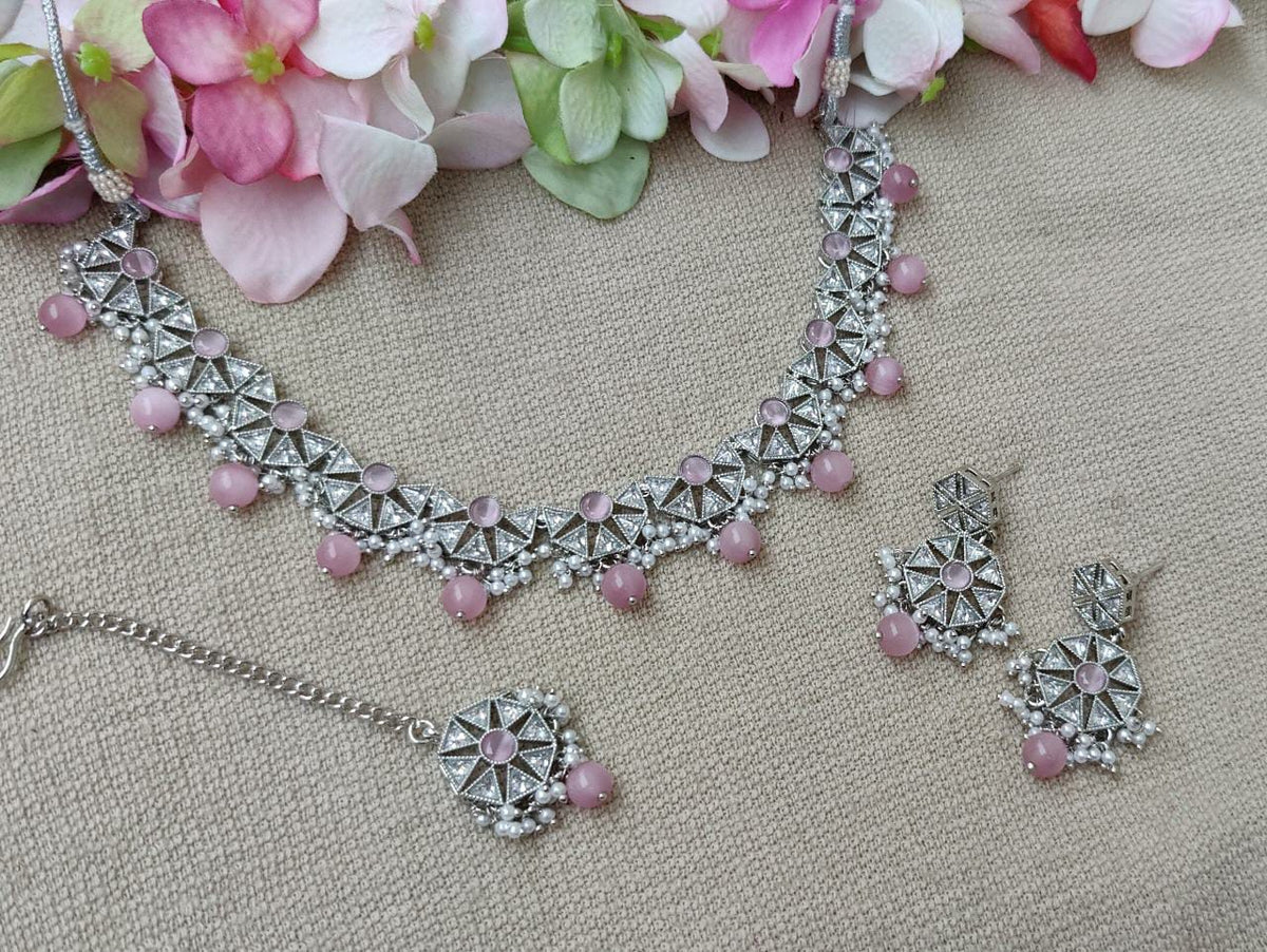 Shivanya Polki Necklace/Choker