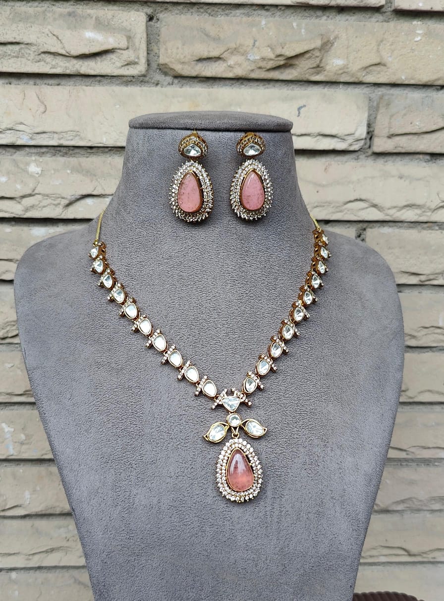 Prajakta Long Uncut Necklace Set