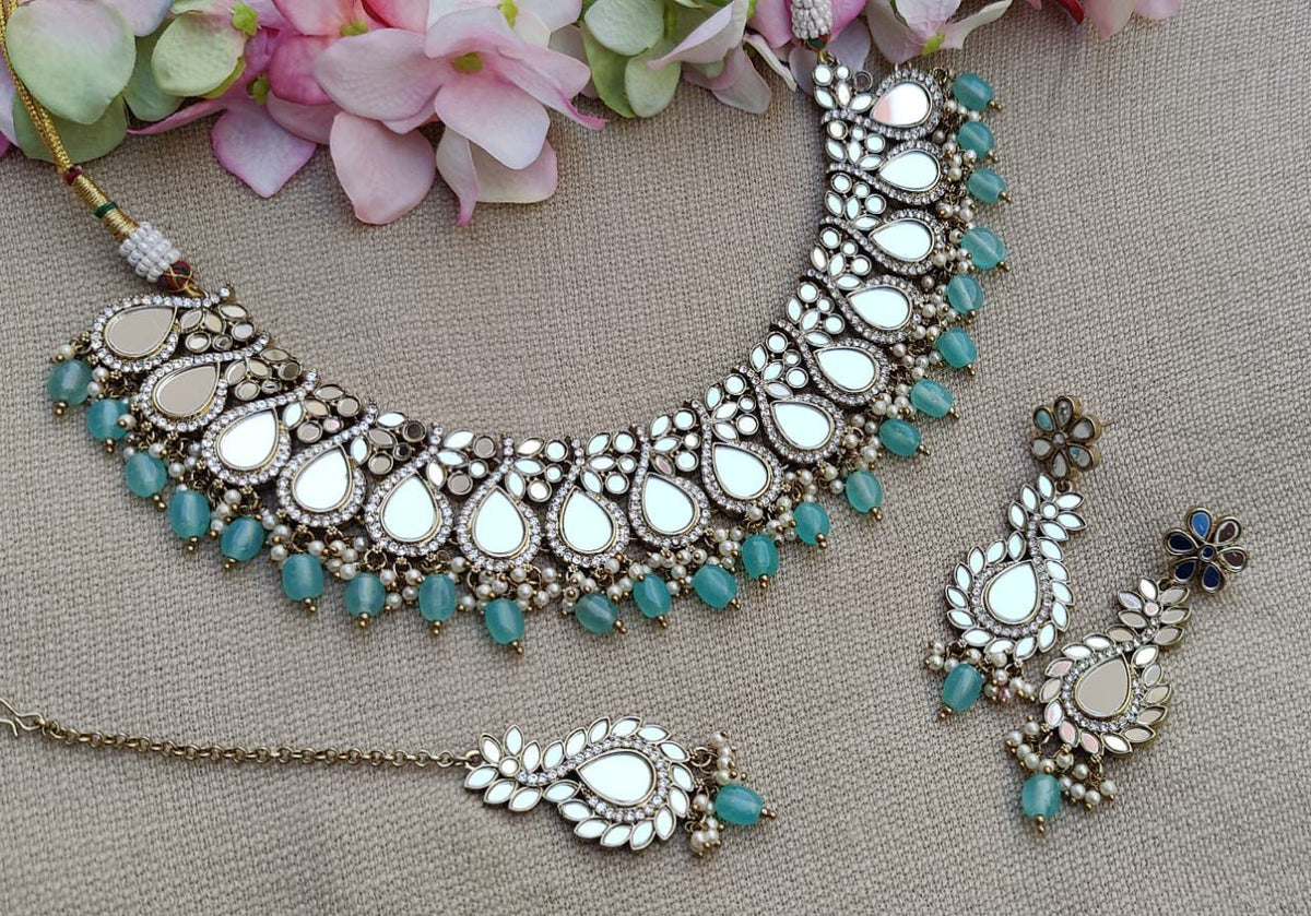 Manpriya Mirror Necklace