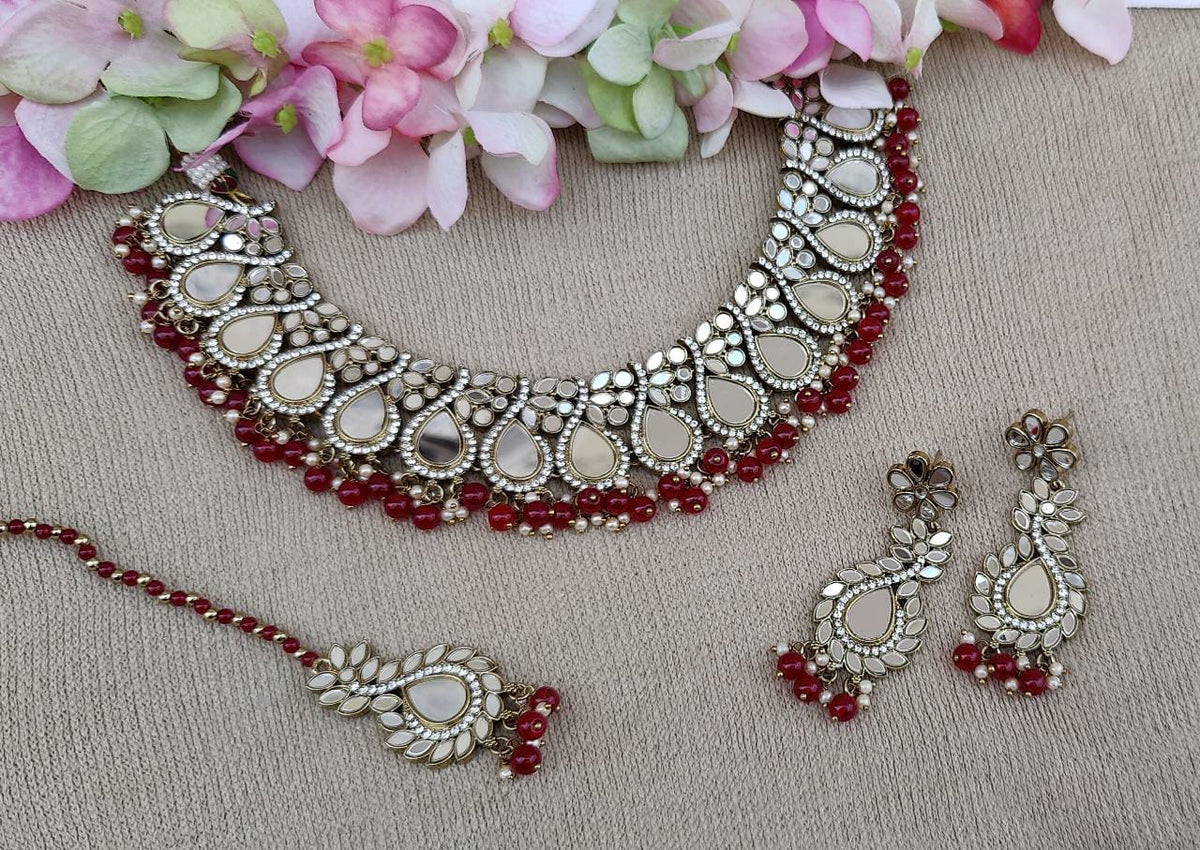 Manpriya Mirror Necklace