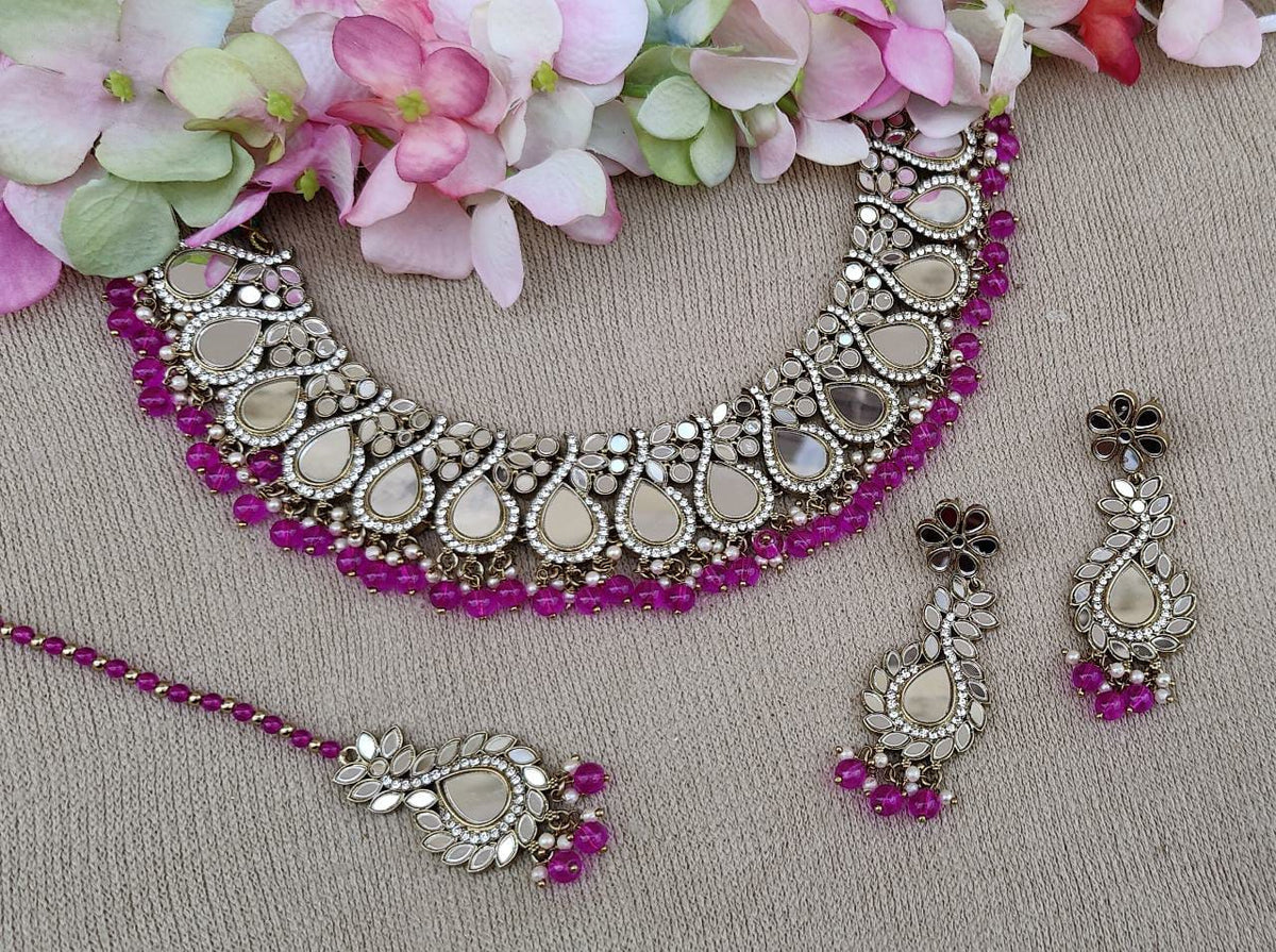Manpriya Mirror Necklace