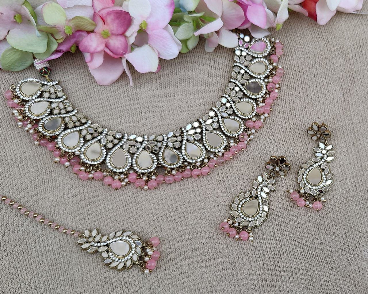 Manpriya Mirror Necklace