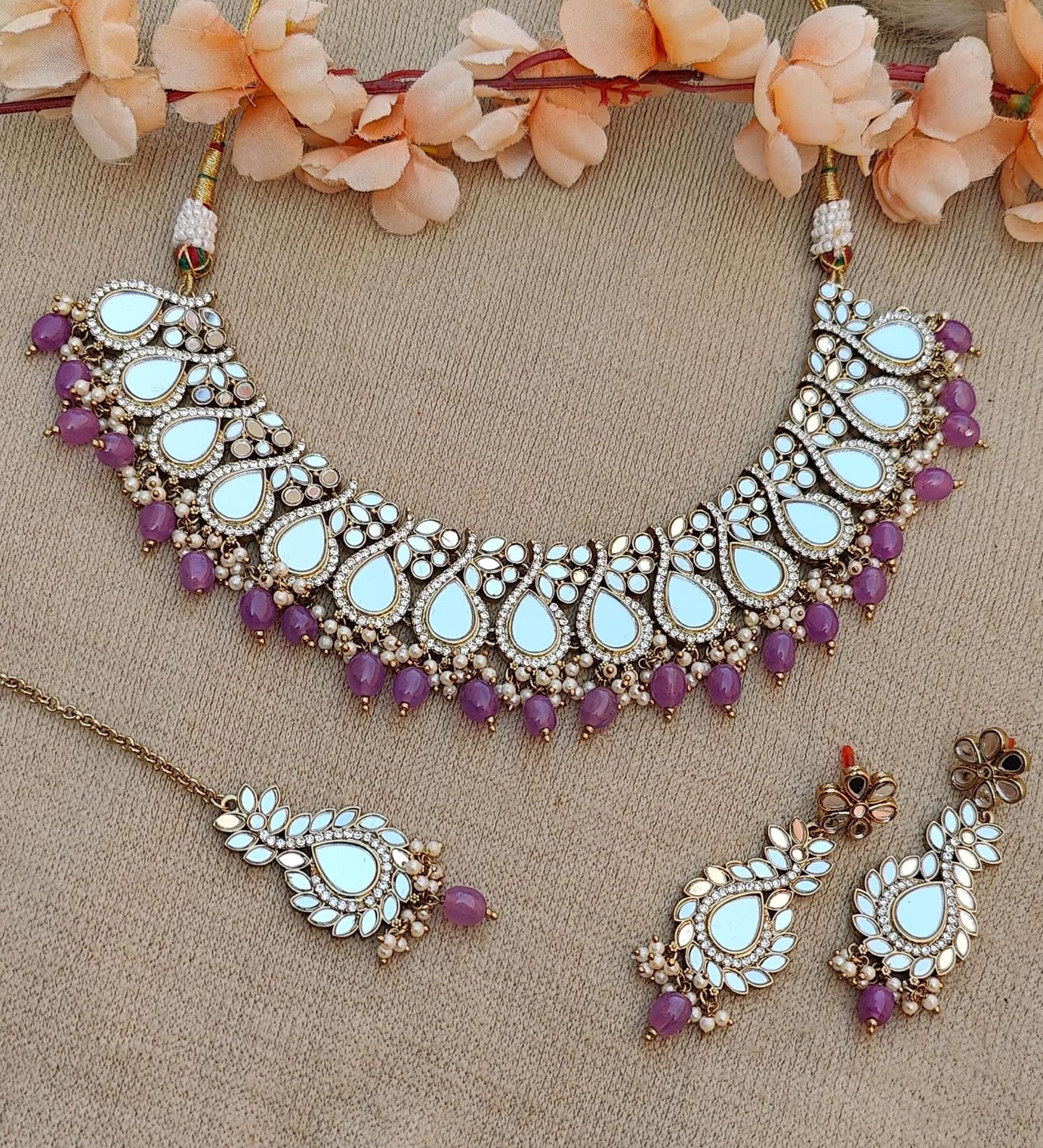 Manpriya Mirror Necklace