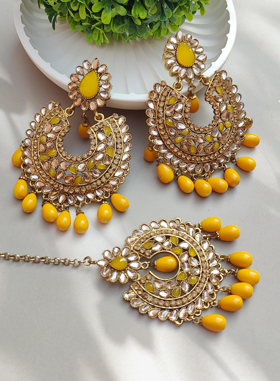 Himani Oversized Earrings Tikka