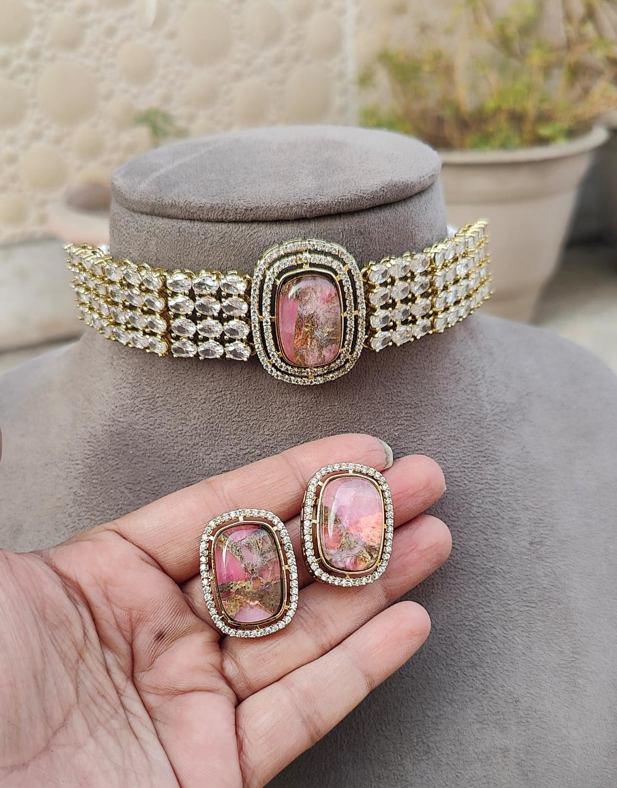Somi Uncut Kundan Choker