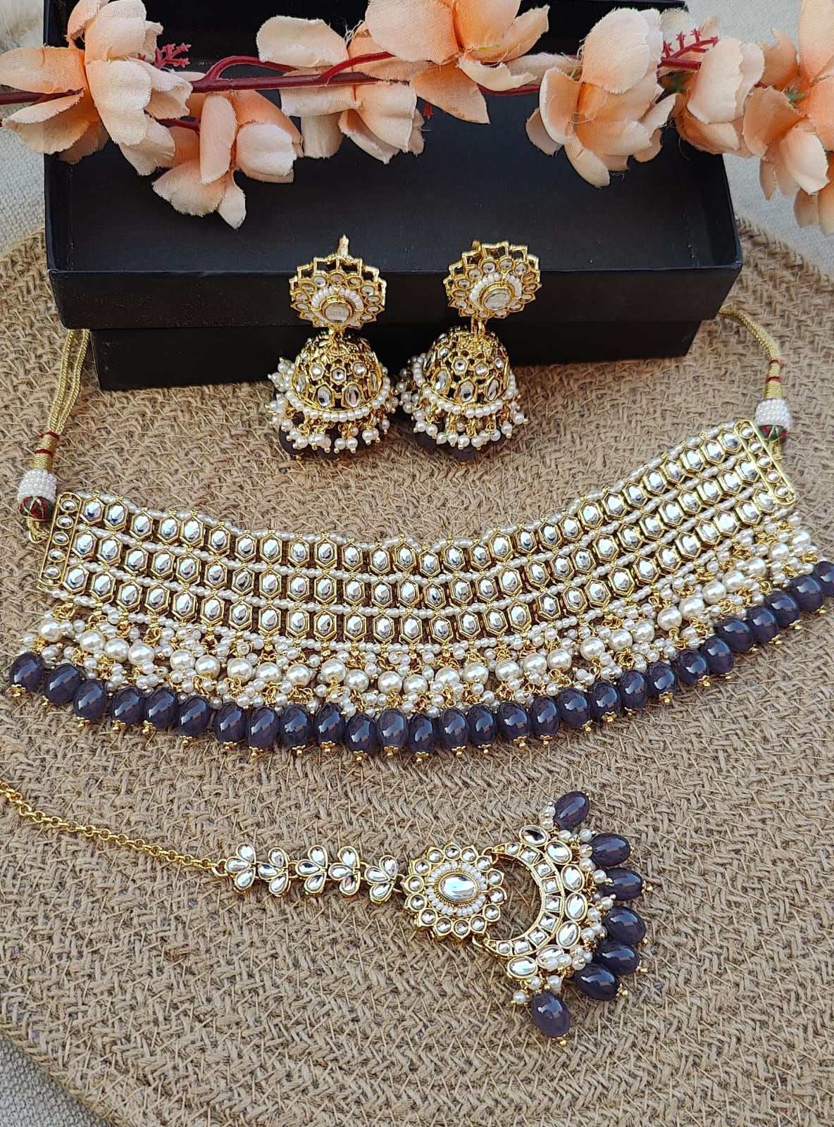 Kavitha Kundan Choker