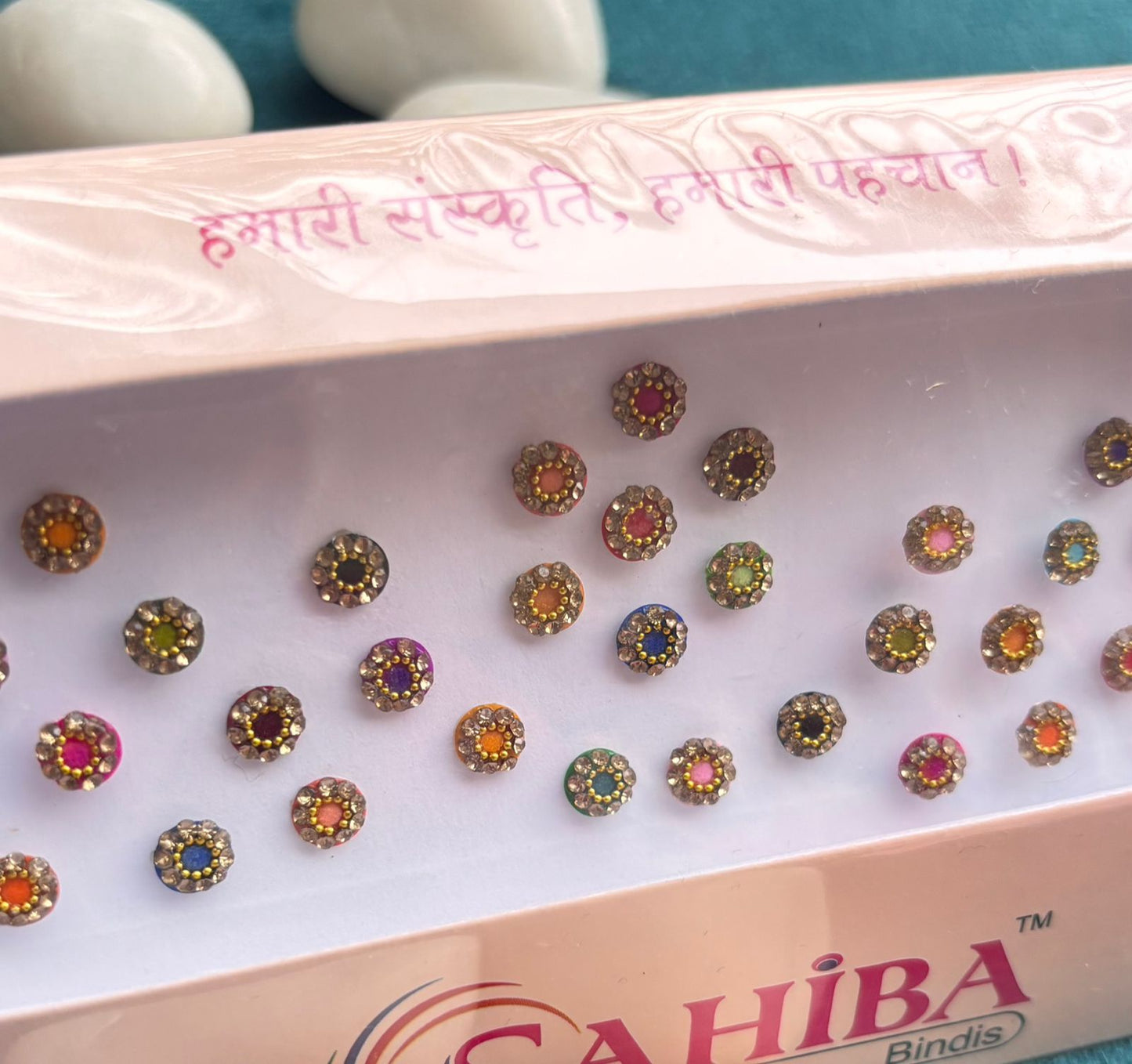 Small Round Velvet Bindi Card