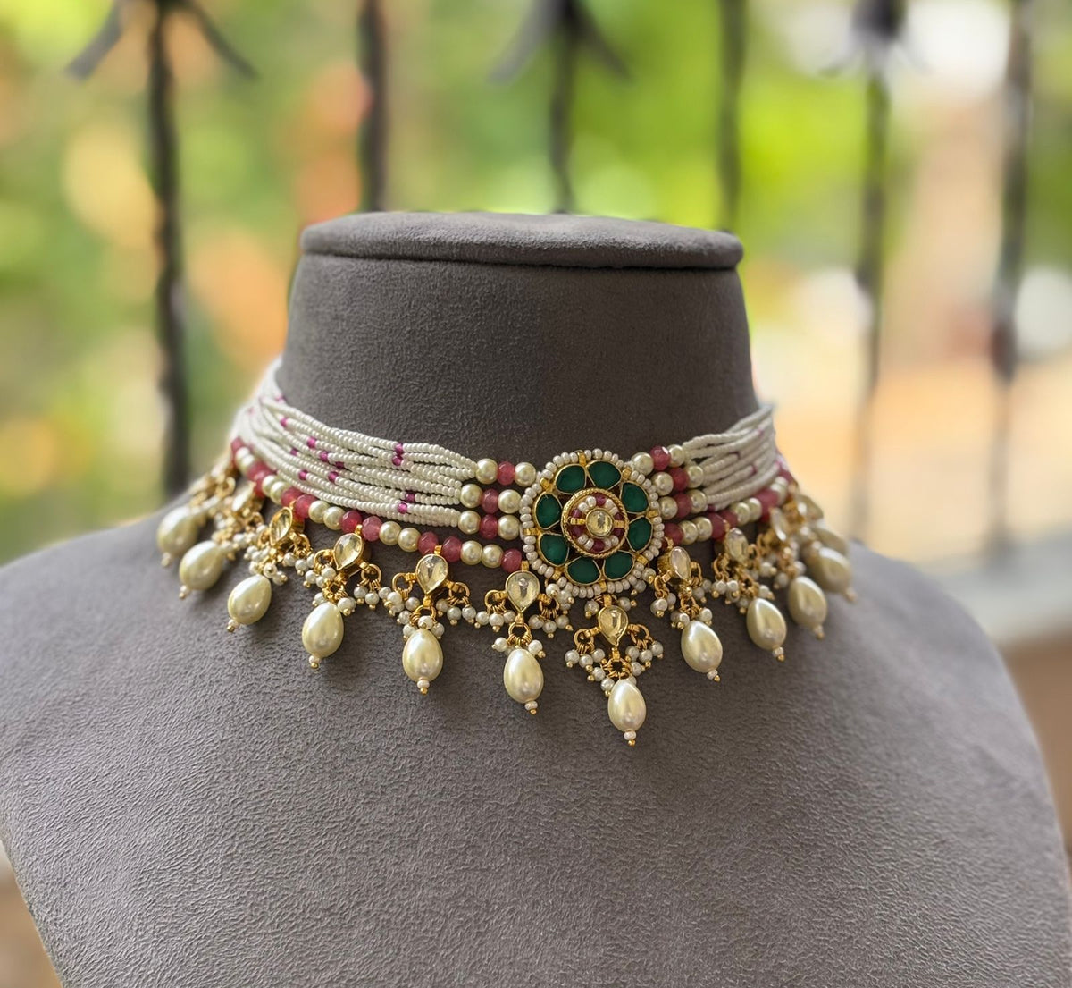 Meghana Pachi Kundan Choker