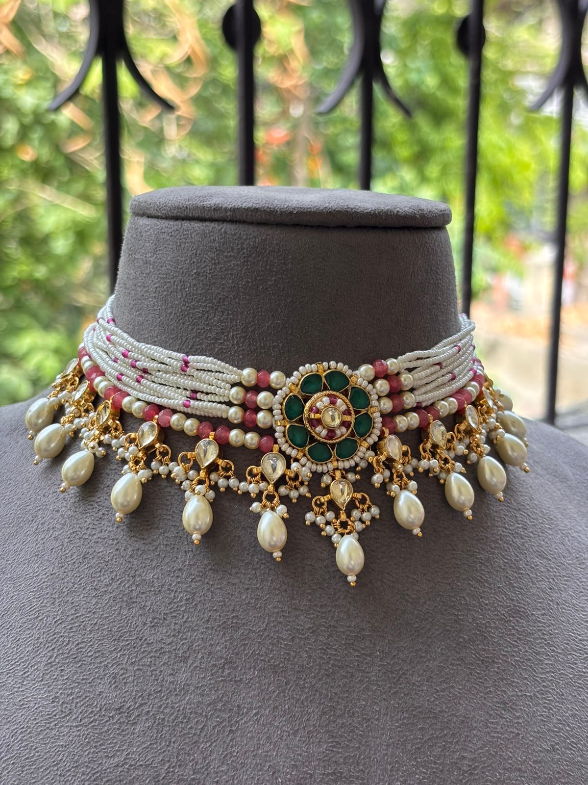 Meghana Pachi Kundan Choker