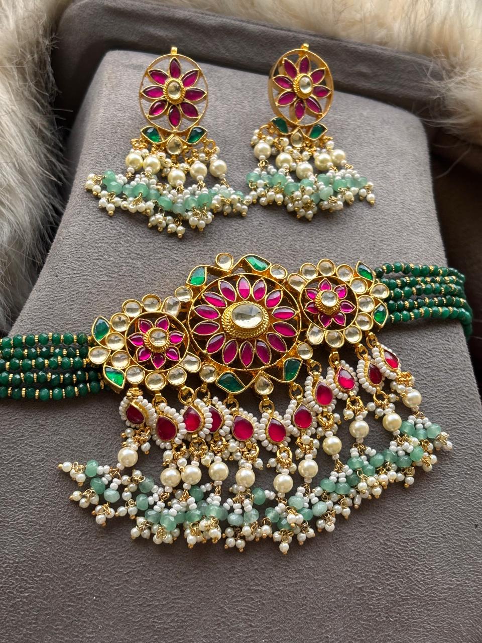Deepali Pachi Kundan Choker Set (Multi)