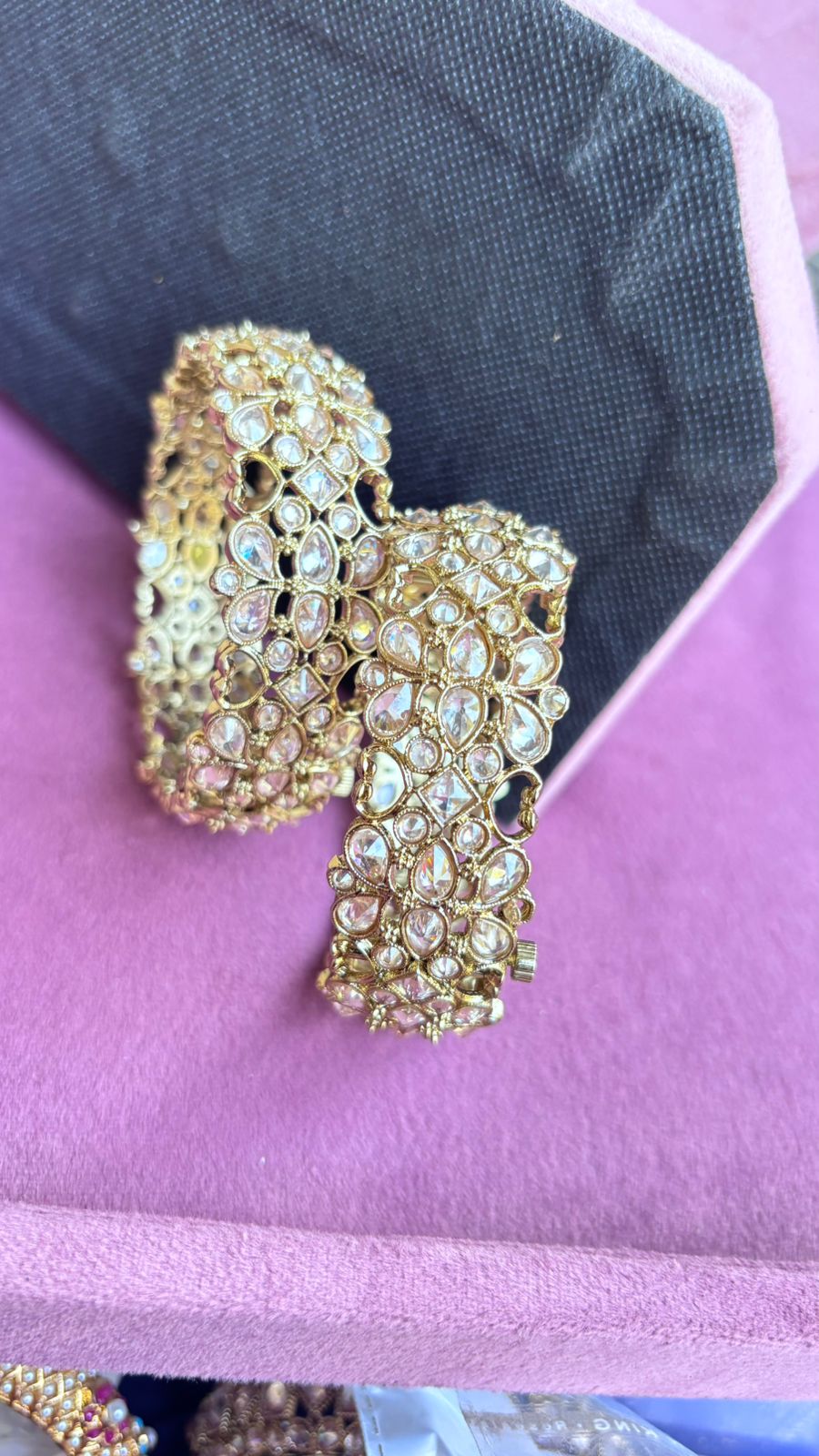 Satakshi Polki Bangles/Kadey