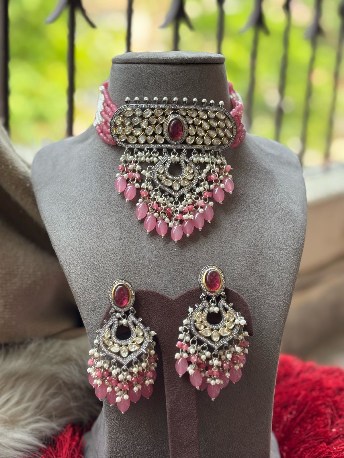 Aashiny Kundan Beaded Choker