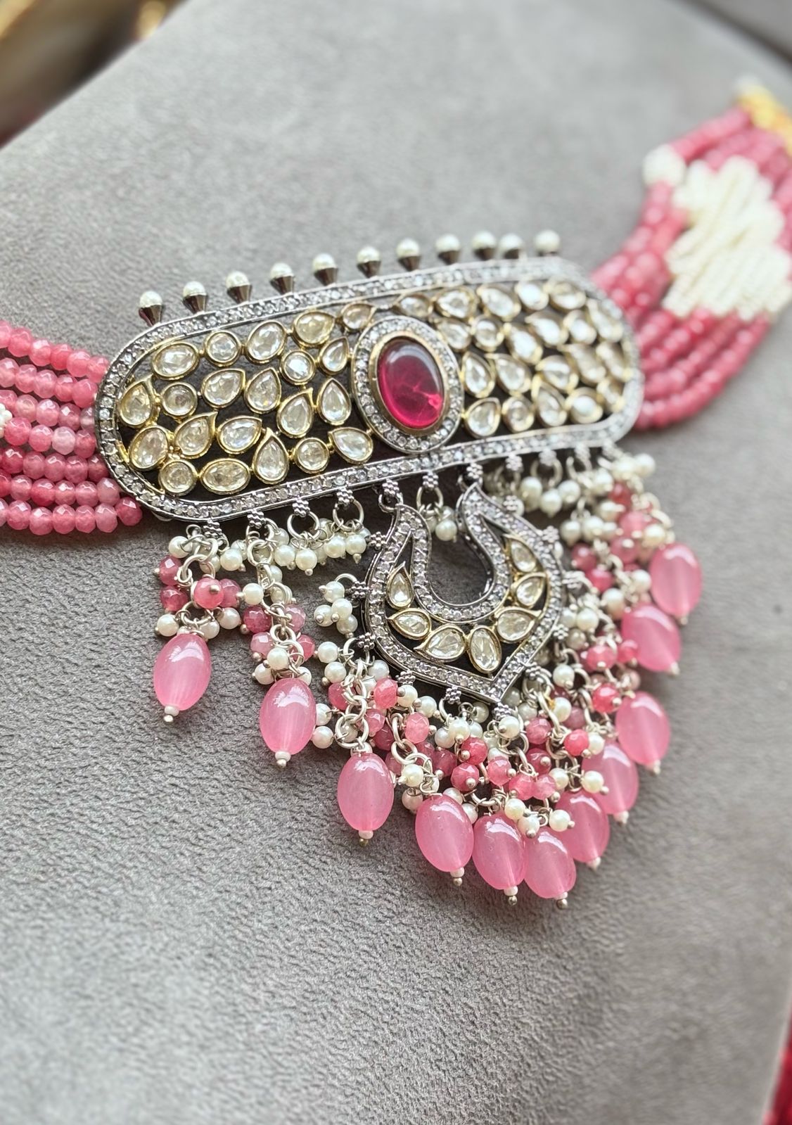 Aashiny Kundan Beaded Choker