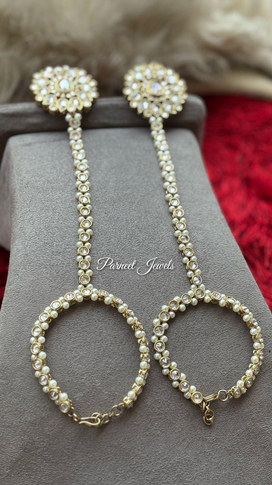 Mrinali Polki Hathphool (White)