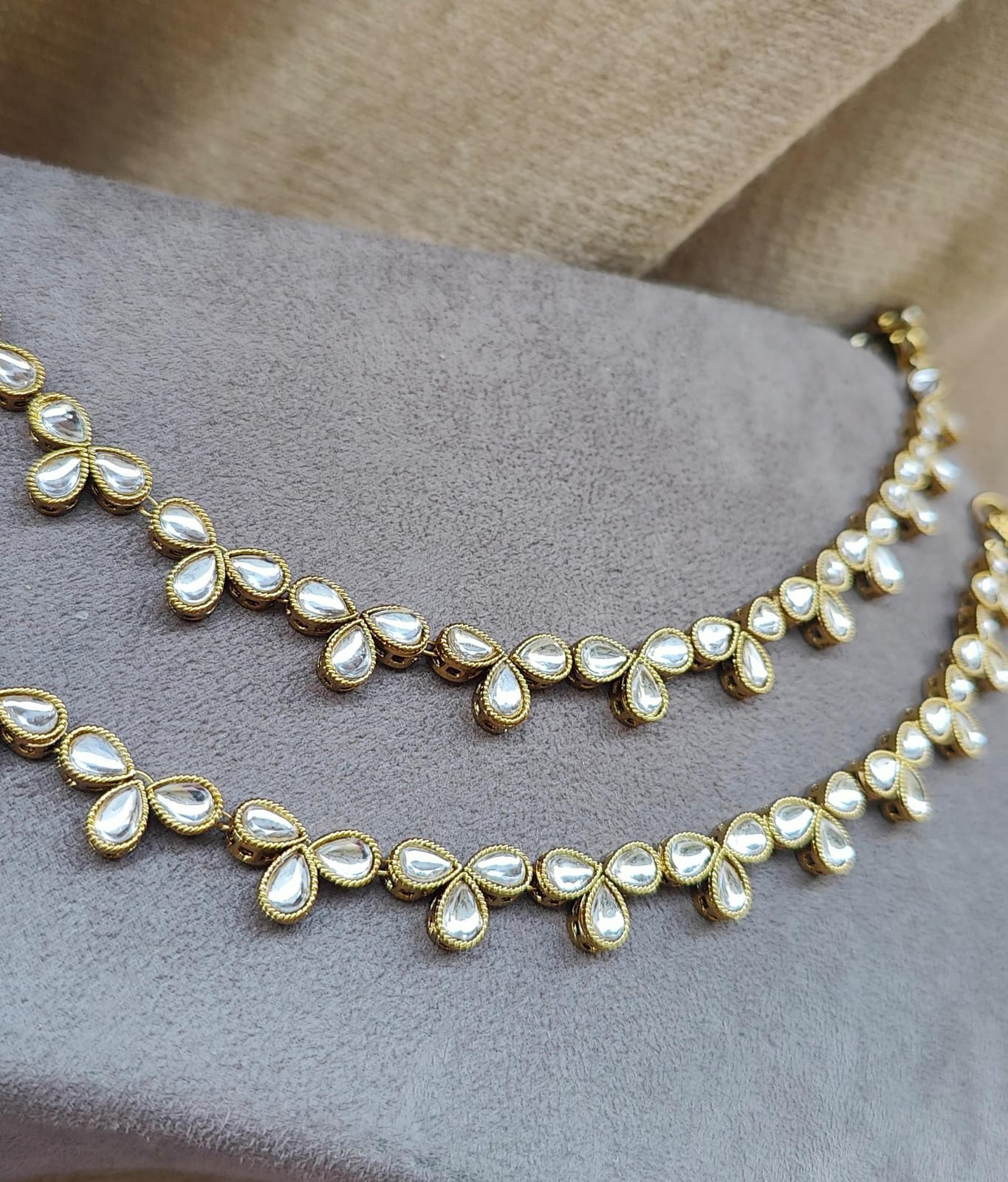 Prachita White Stone Anklets