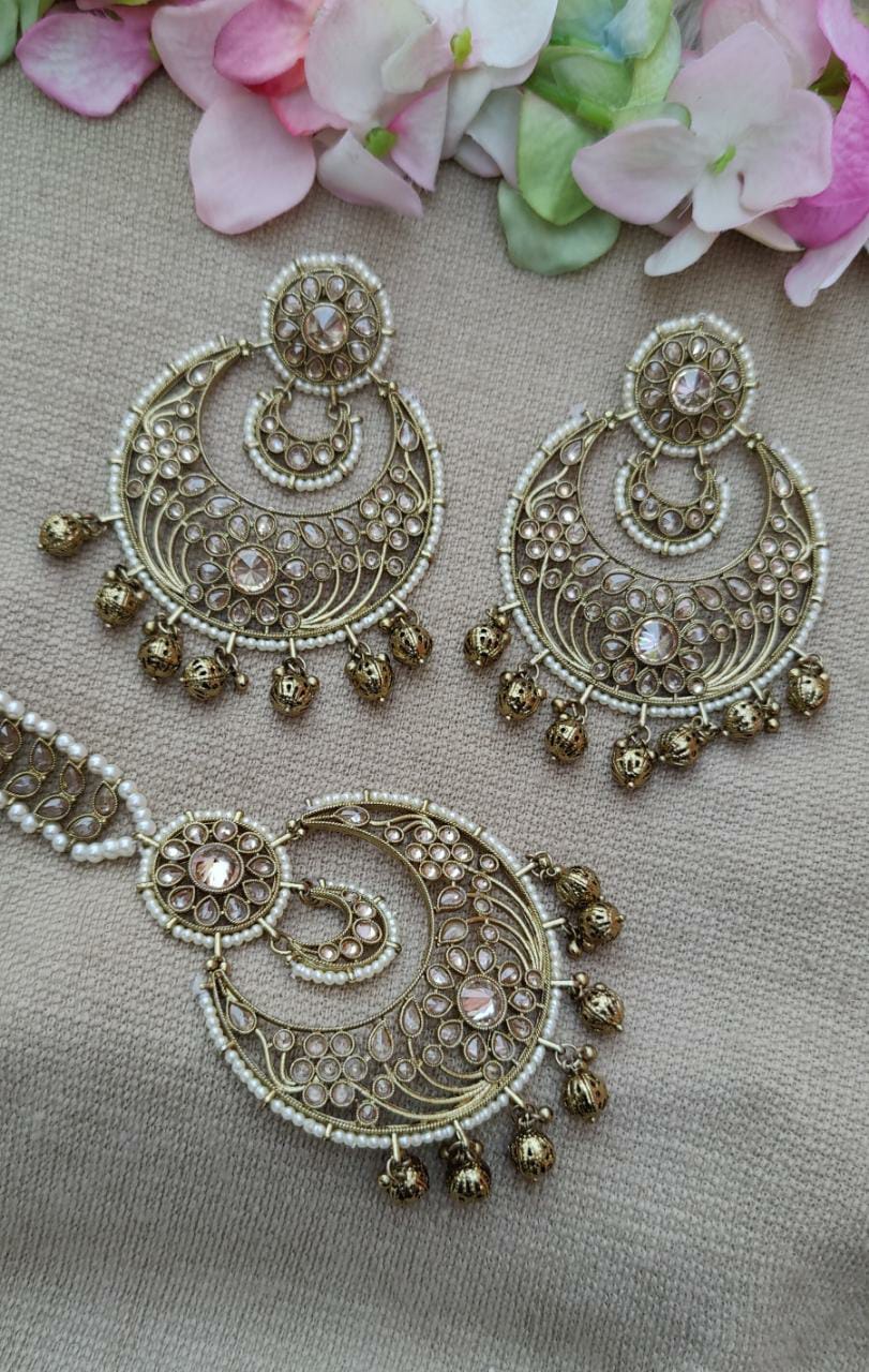 Divya Oversized Polki Earrings Tikka