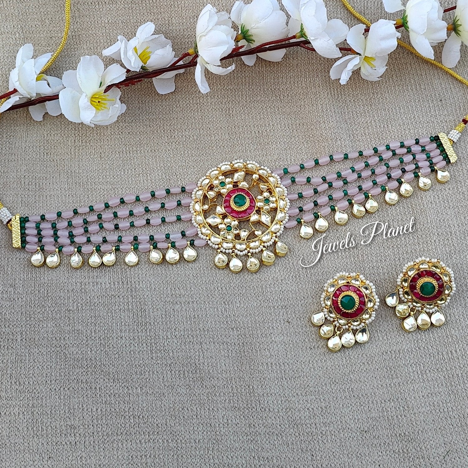 Pachi Kundan Chokers