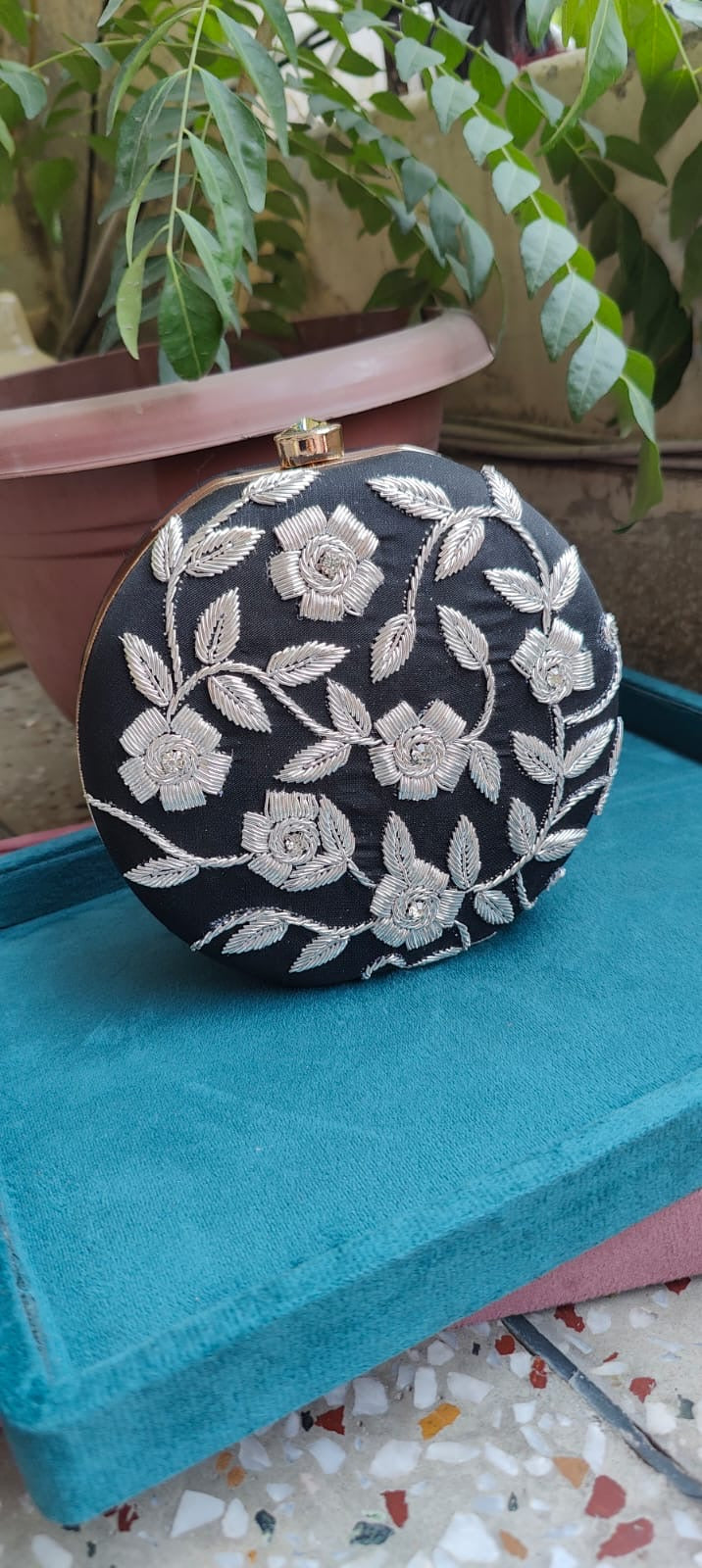 Sanaya Black Round Clutch