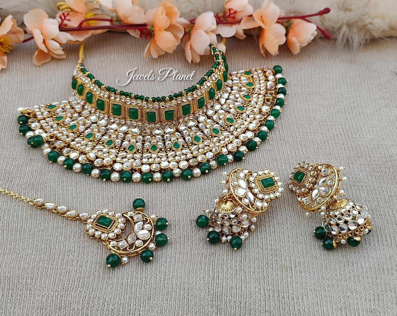 Anvika Kundan Bridal Set