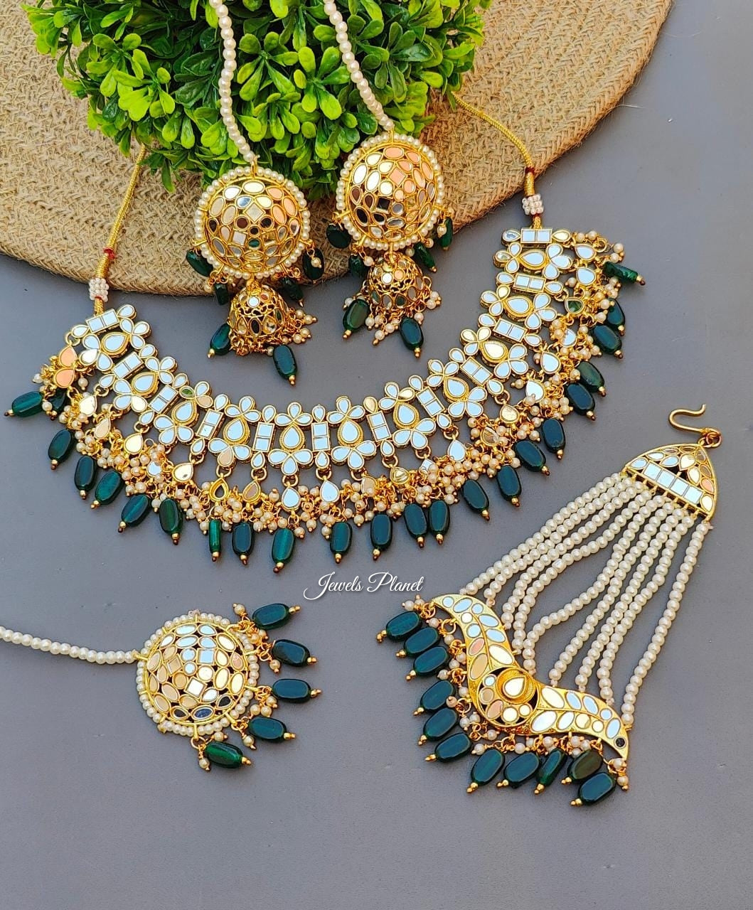 Ikra Mirror Necklace Set