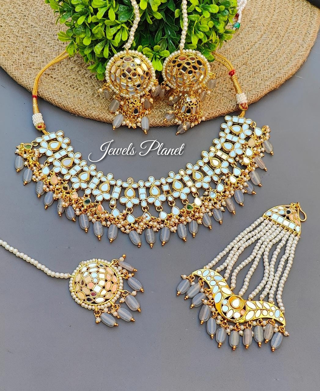 Ikra Mirror Necklace Set