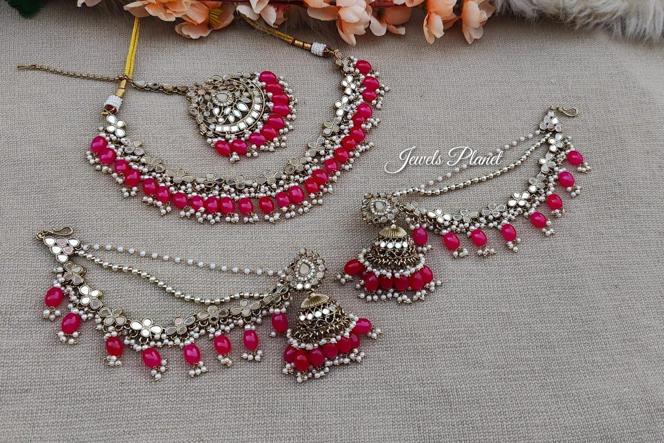 Zoya Mirror Necklace Set