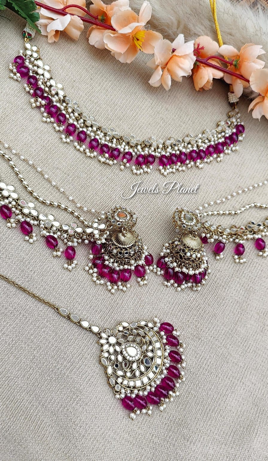 Zoya Mirror Necklace Set