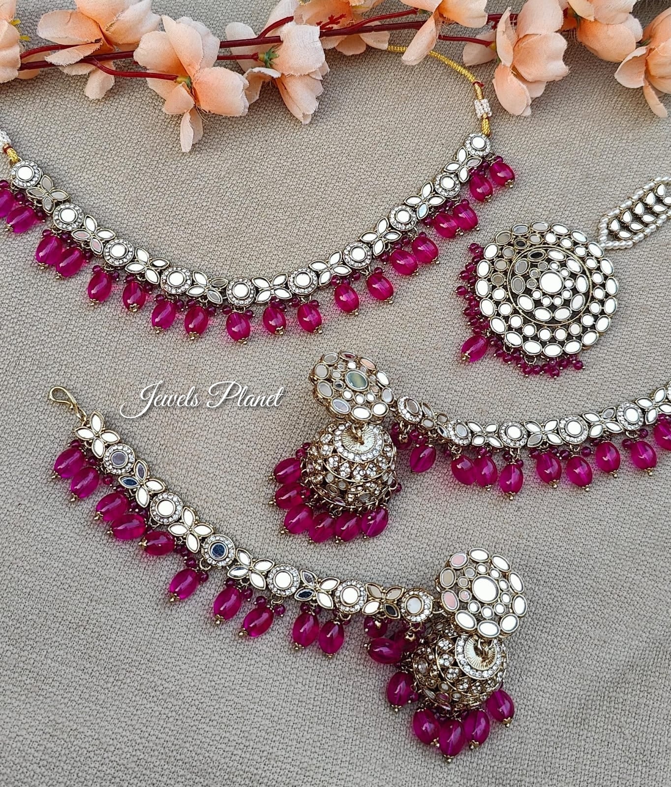 Vineet Mirror Necklace Set