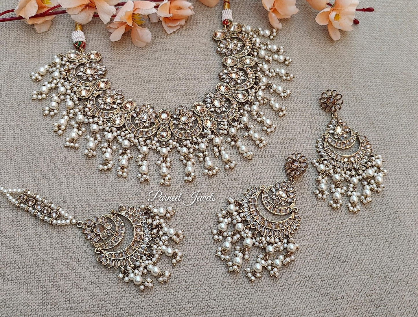 Naisha Polki Necklace Set