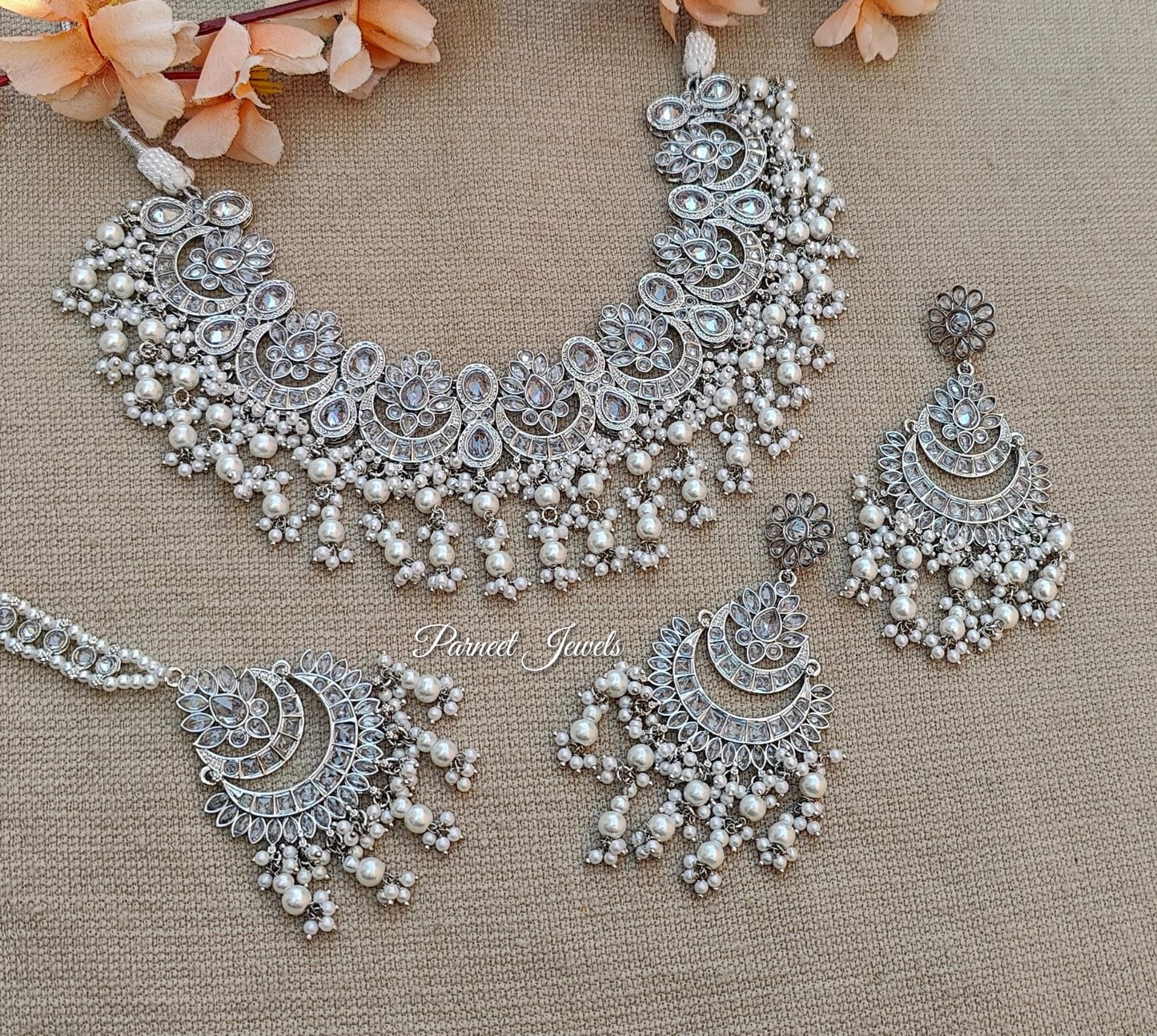 Naisha Polki Necklace Set