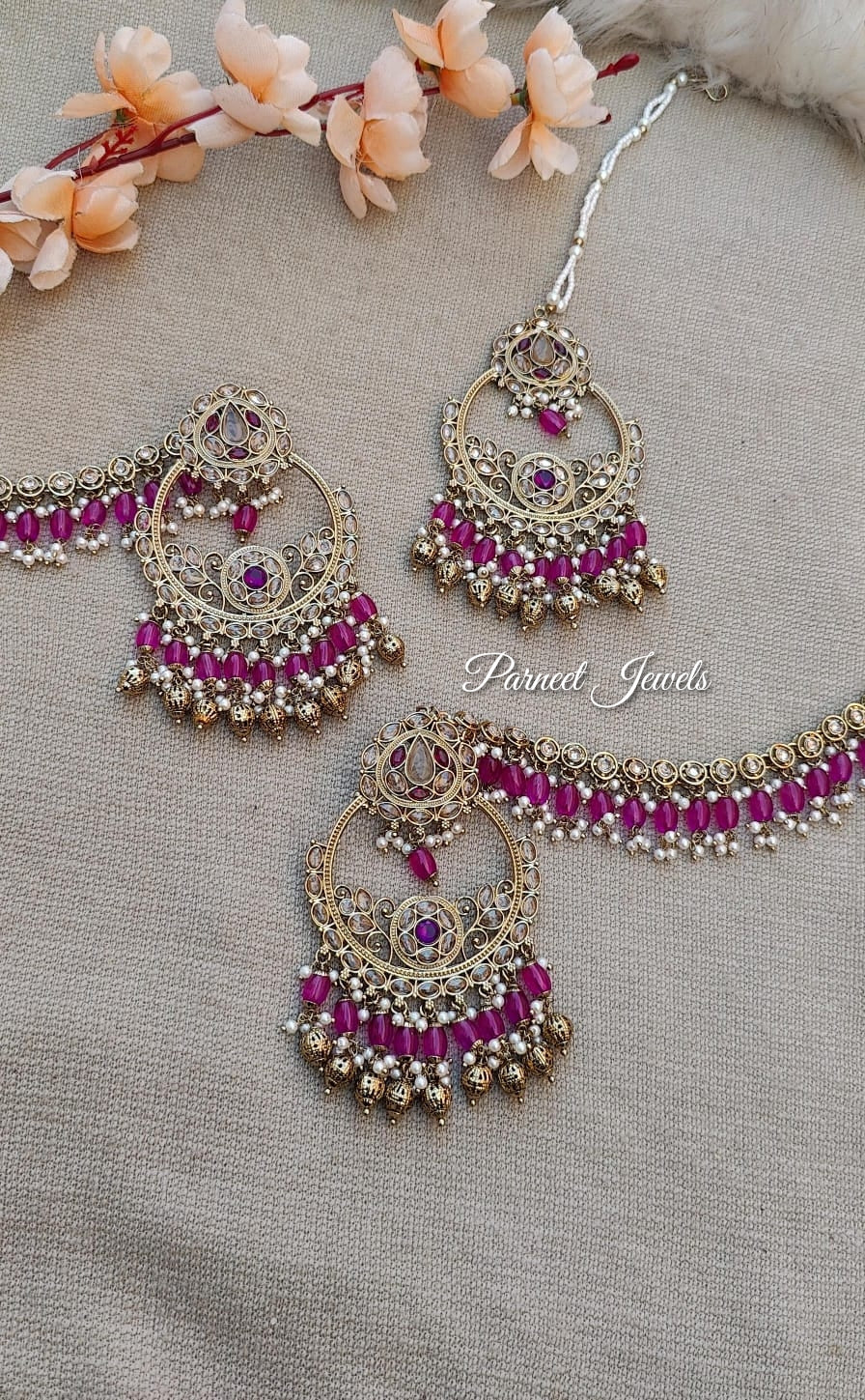 Mitali Oversized Earrings Tikka with Earchains