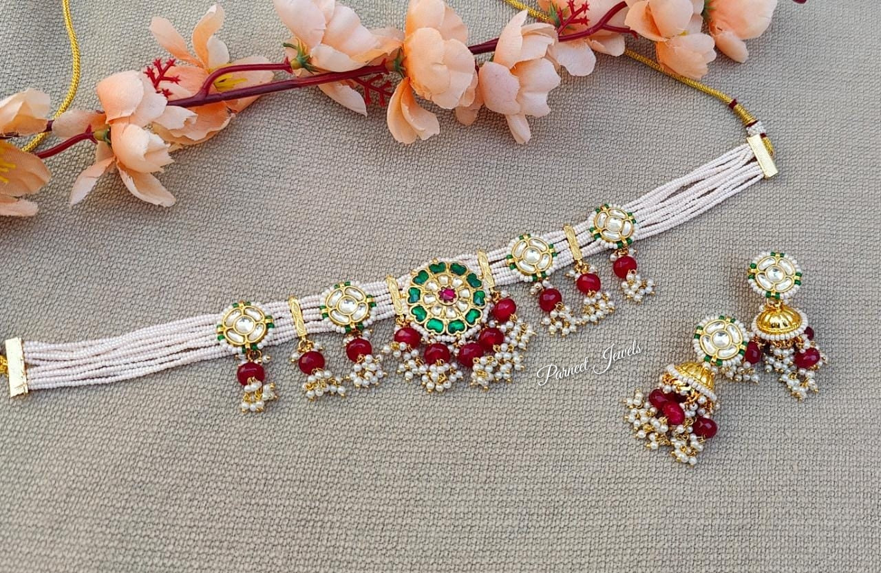 Meshwa Pachi Kundan Choker