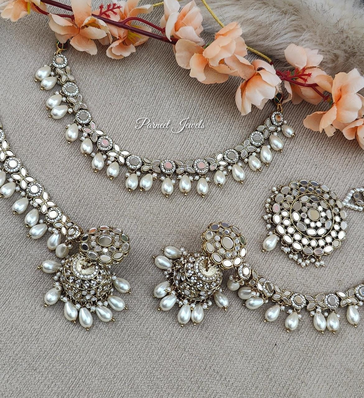 Vineet Mirror Necklace Set