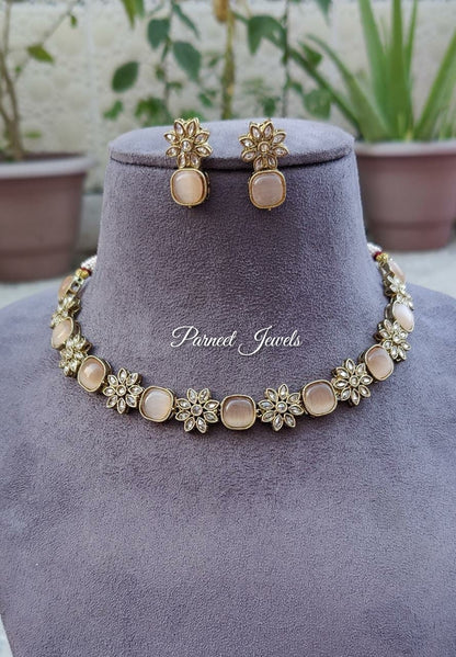 Nivika Polki Choker