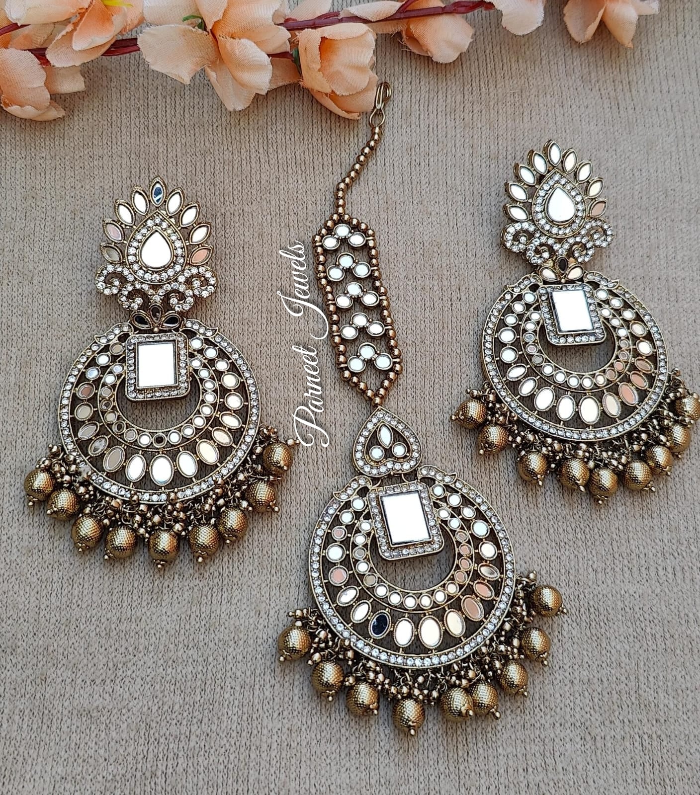 Shipra Oversized Mirror  Earrings Tikka