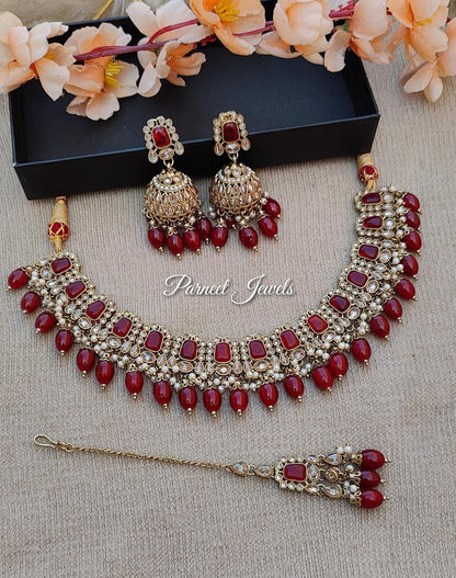 Riyanshi Polki Necklace Set