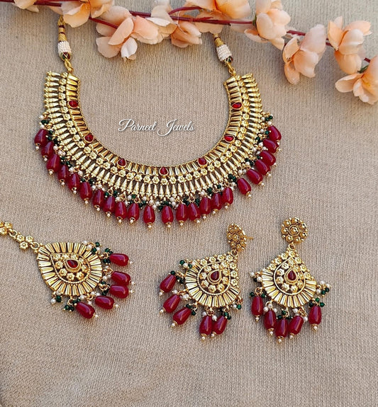 Trupti Gold Necklace Set