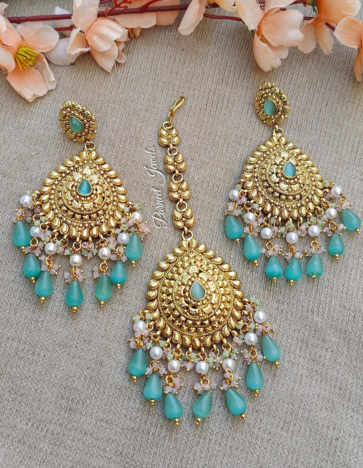 Samina Gold Earrings Tikka