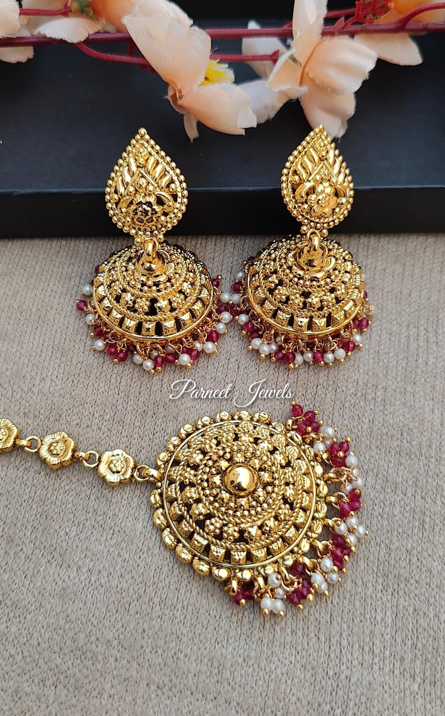 Raji Gold Jhumkis Tikka