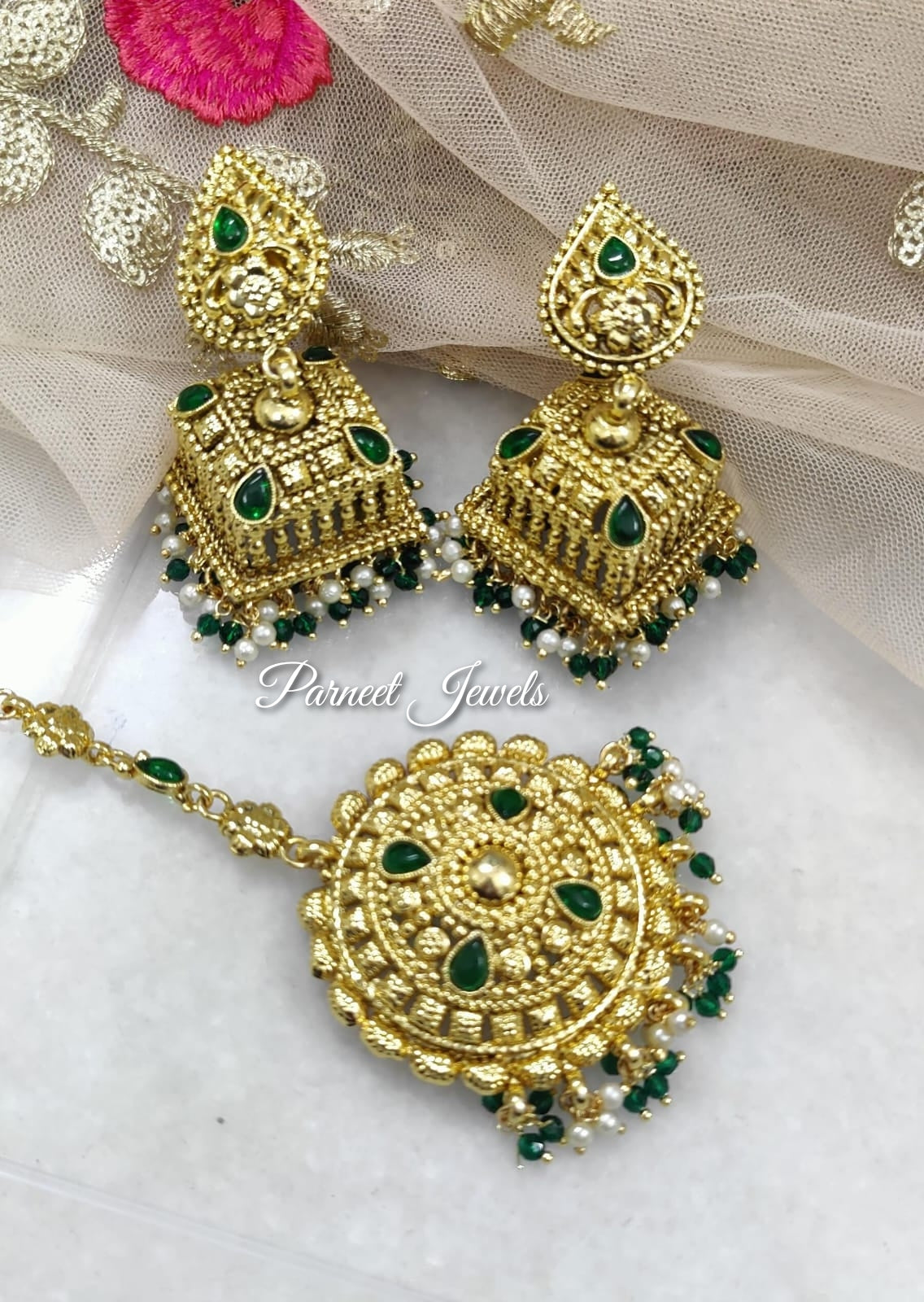 Niki Gold Jhumkis Tikka