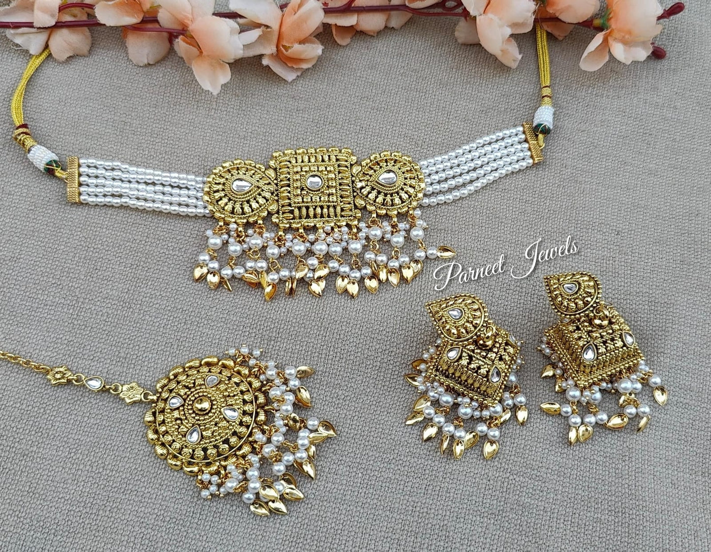 Nehal Gold Choker