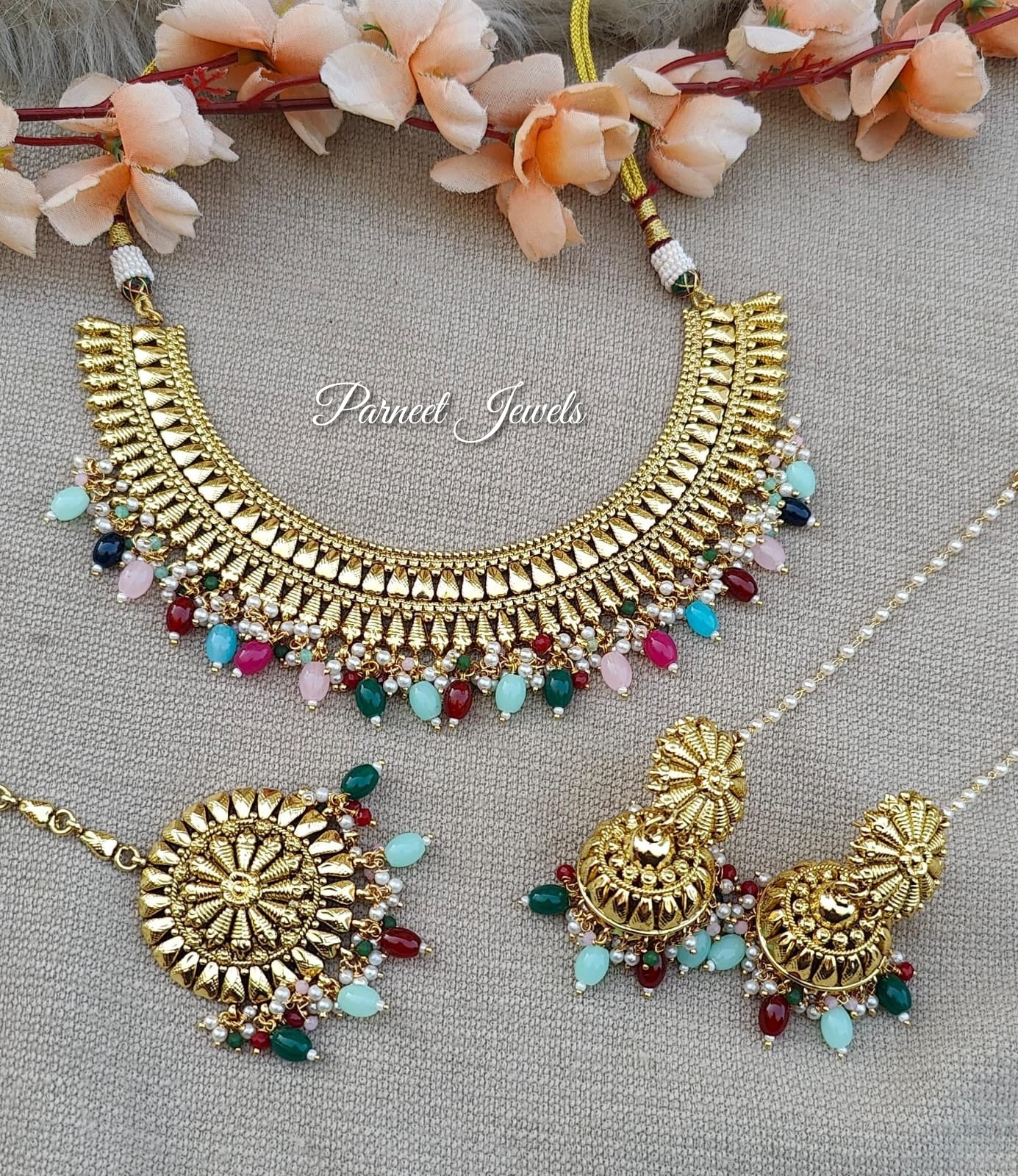 Ishpreet Gold Necklace Set