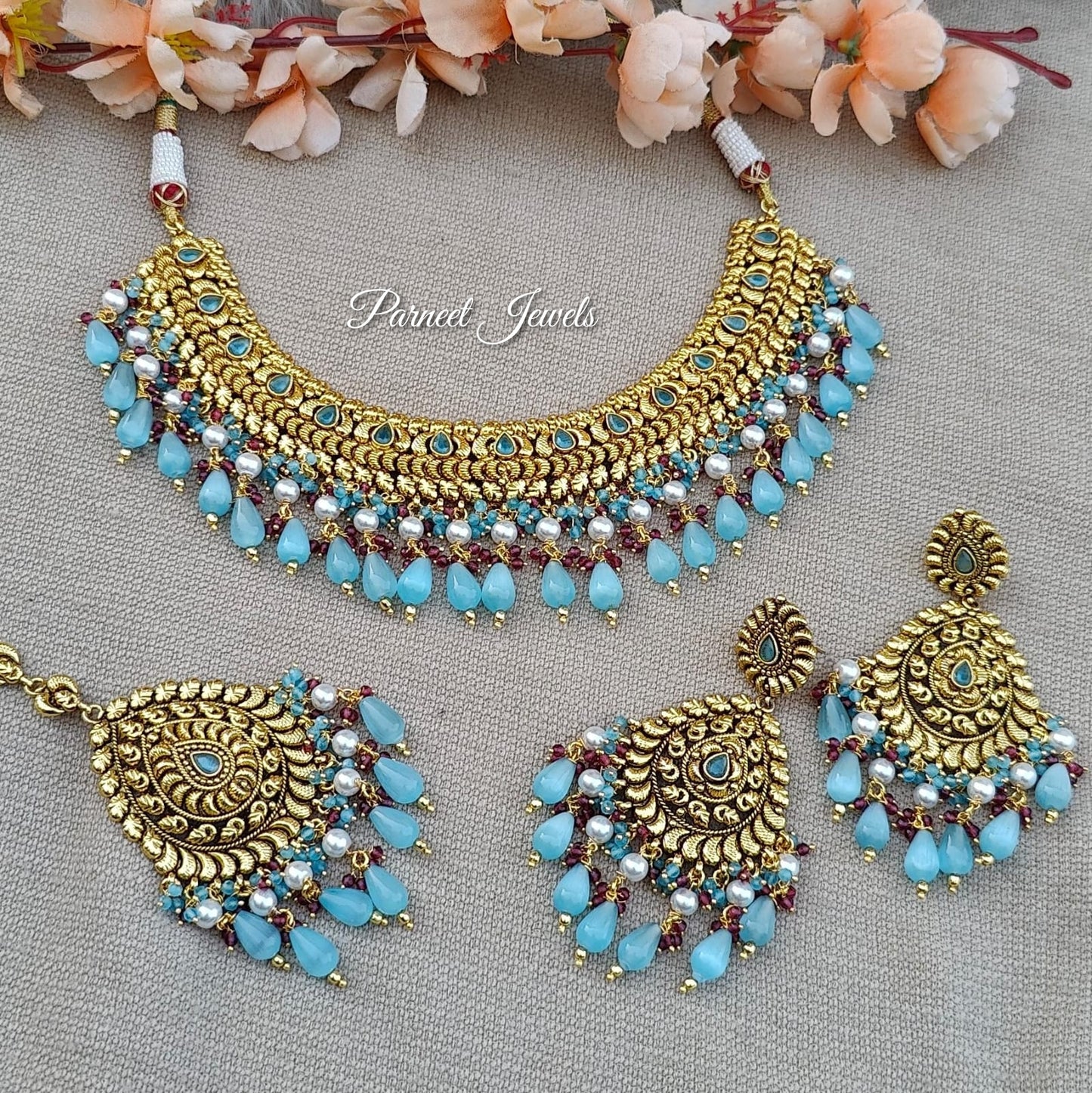 Soniya Gold Necklace Set