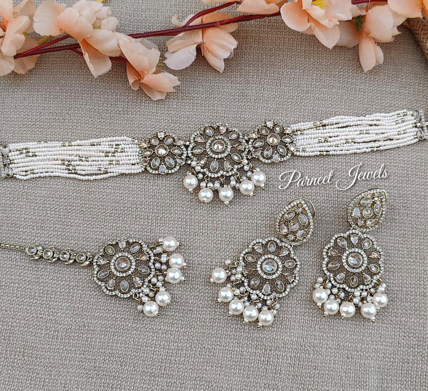 Amina AD/CZ Choker Set