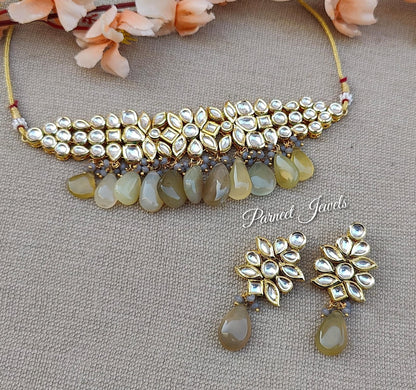 Varunisha Kundan Choker