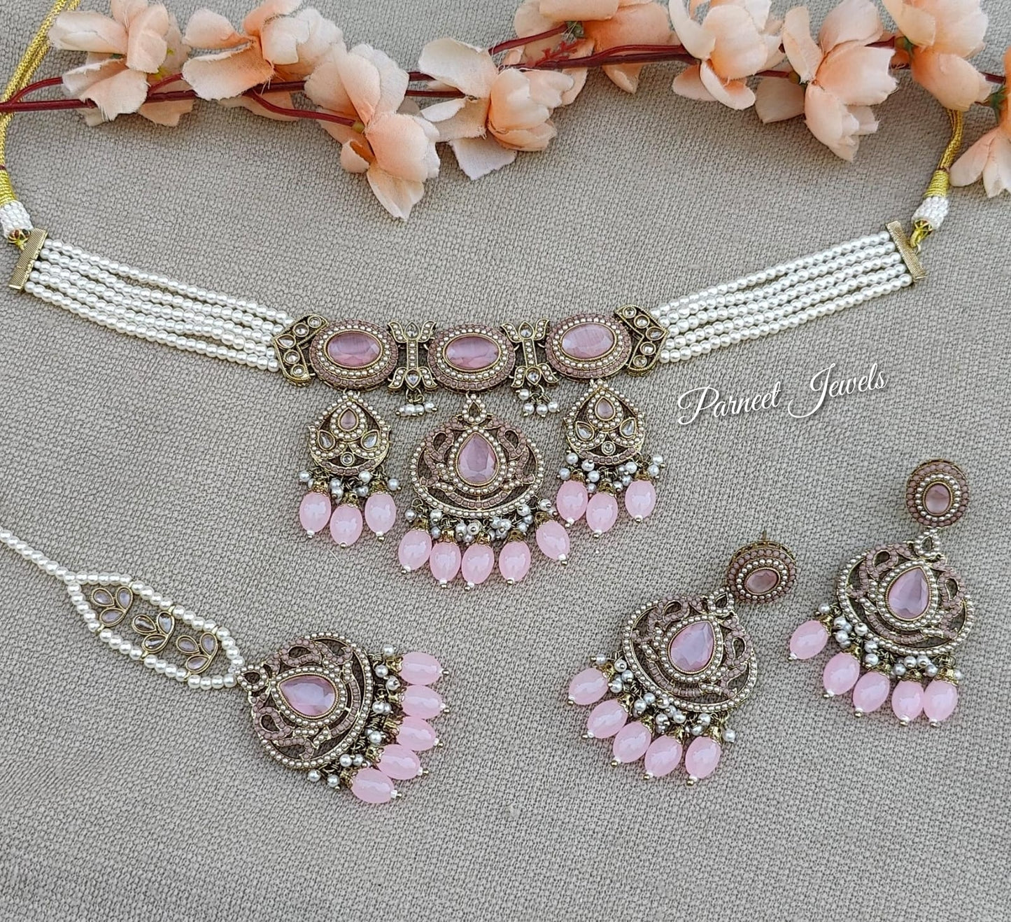 Meera Polki Choker Set