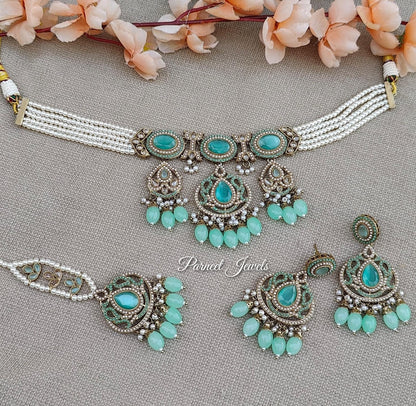 Meera Polki Choker Set