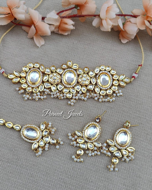 Zohra Kundan Choker