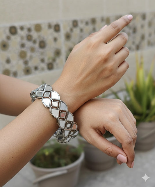 Kuhu Mirror Bangles (Silver)