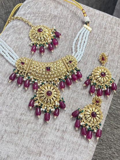 Arshpreet Gold Choker